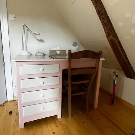 Belle Maison De Avec Piscine Chauffee Tremouille (Cantal)