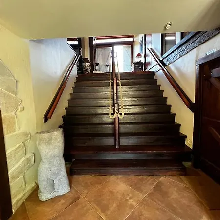 Feriehus Belle Maison De Avec Piscine Chauffee Tremouille (Cantal)