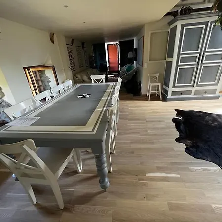 Feriehus Belle Maison De Avec Piscine Chauffee